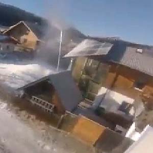 Drohnen-Video Schneeerzeugung Reiter