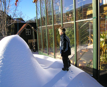 Schnee im eigenen Garten machen